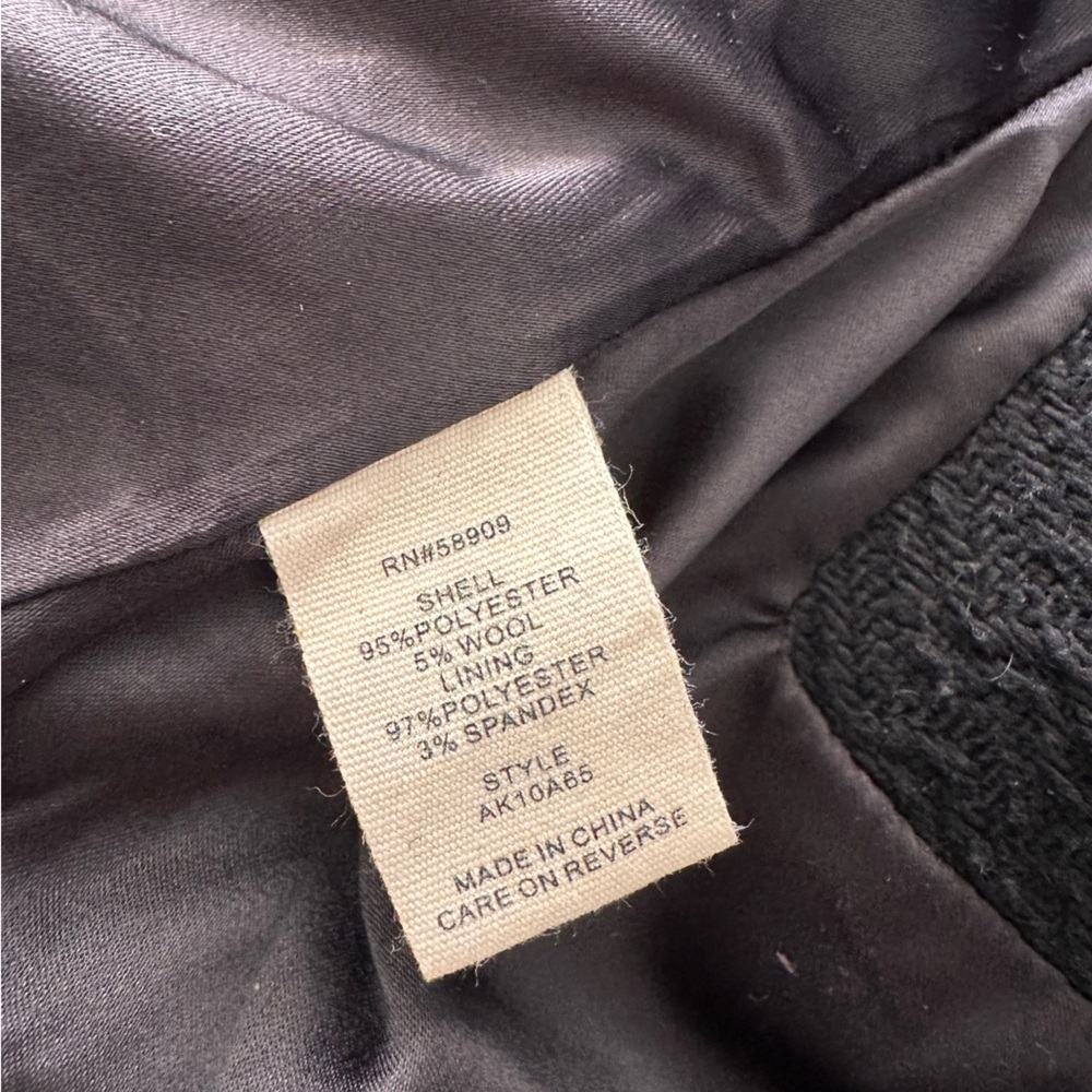 Black Cape Coat - Picture 5 of 7